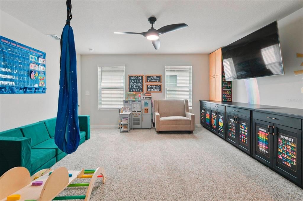 For Sale: $394,000 (4 beds, 2 baths, 2234 Square Feet)