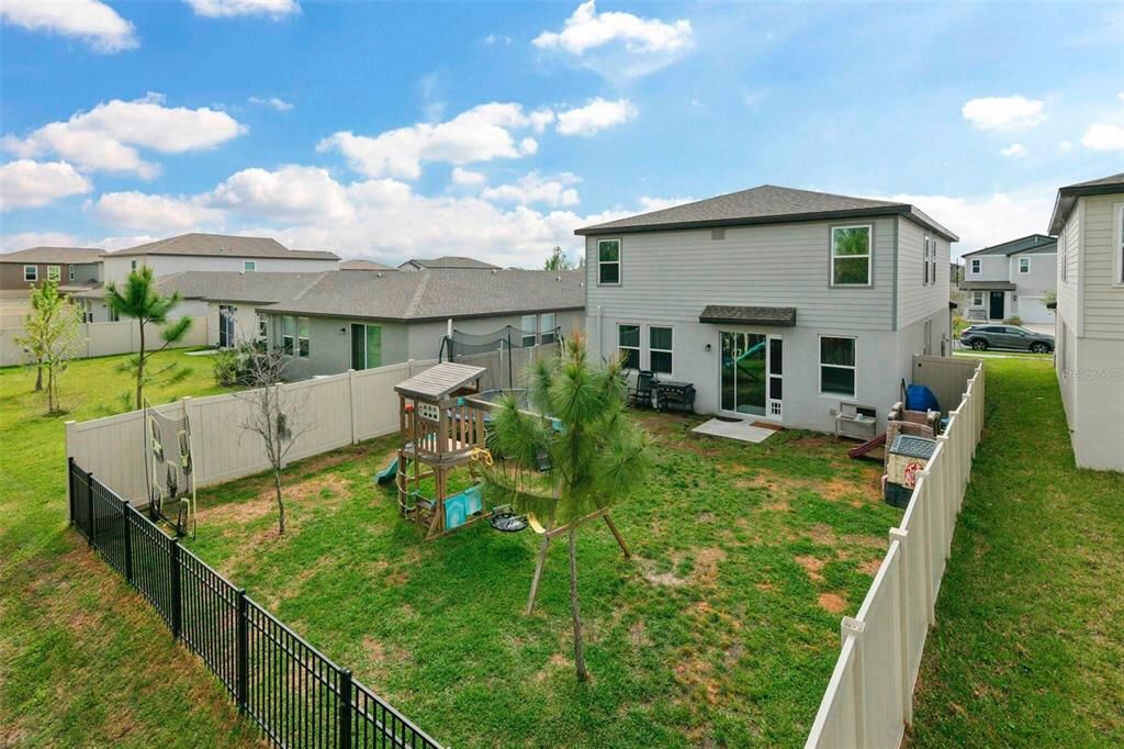 For Sale: $394,000 (4 beds, 2 baths, 2234 Square Feet)