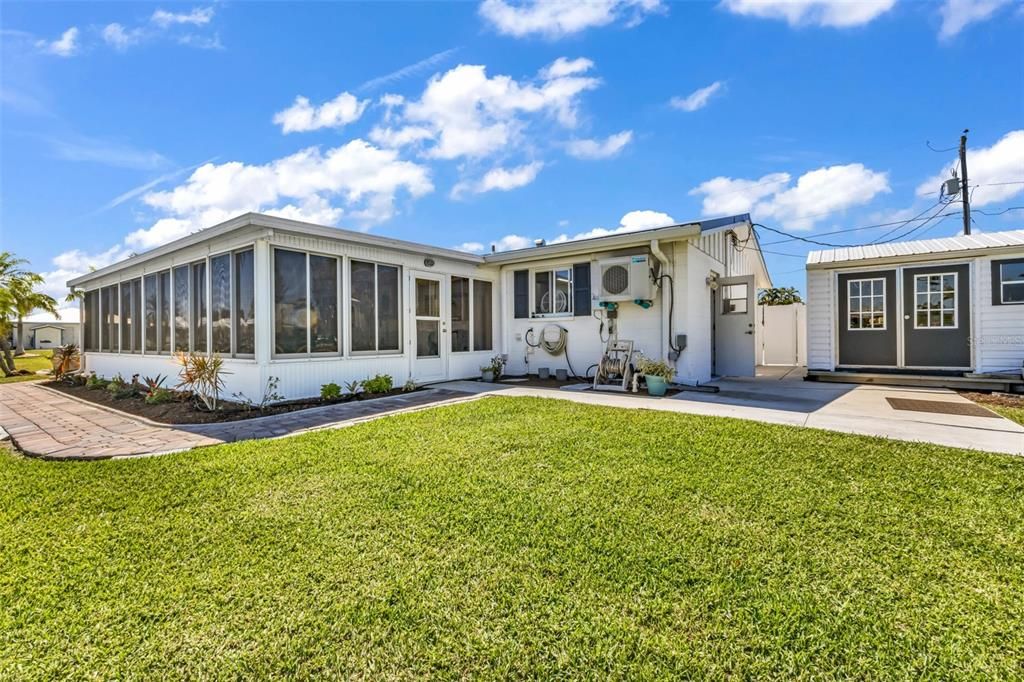 For Sale: $585,000 (2 beds, 2 baths, 1766 Square Feet)