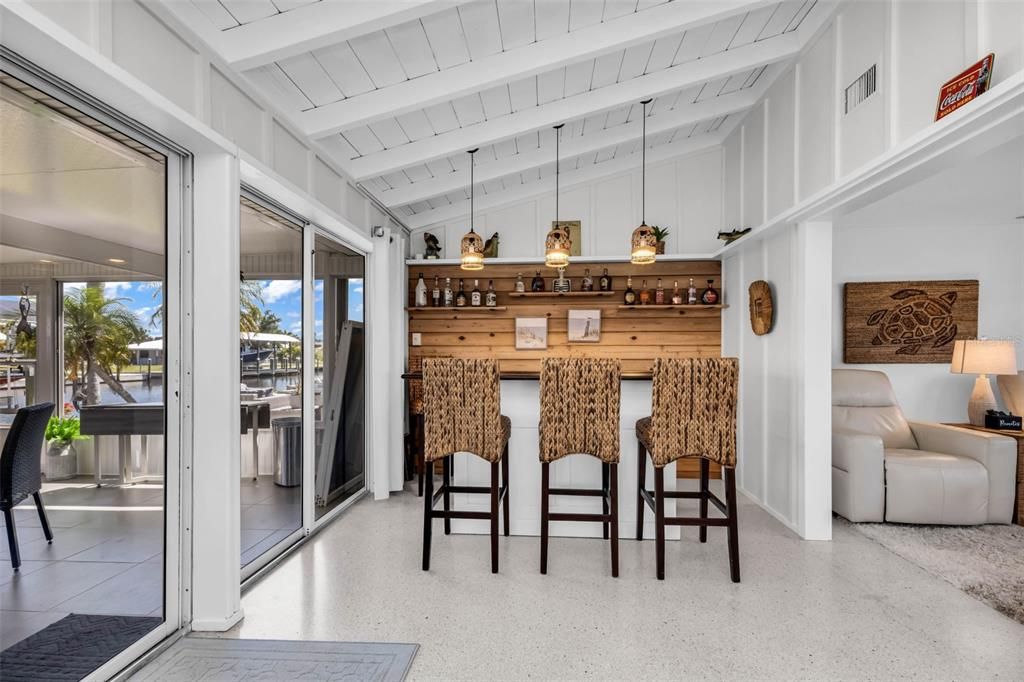 For Sale: $585,000 (2 beds, 2 baths, 1766 Square Feet)