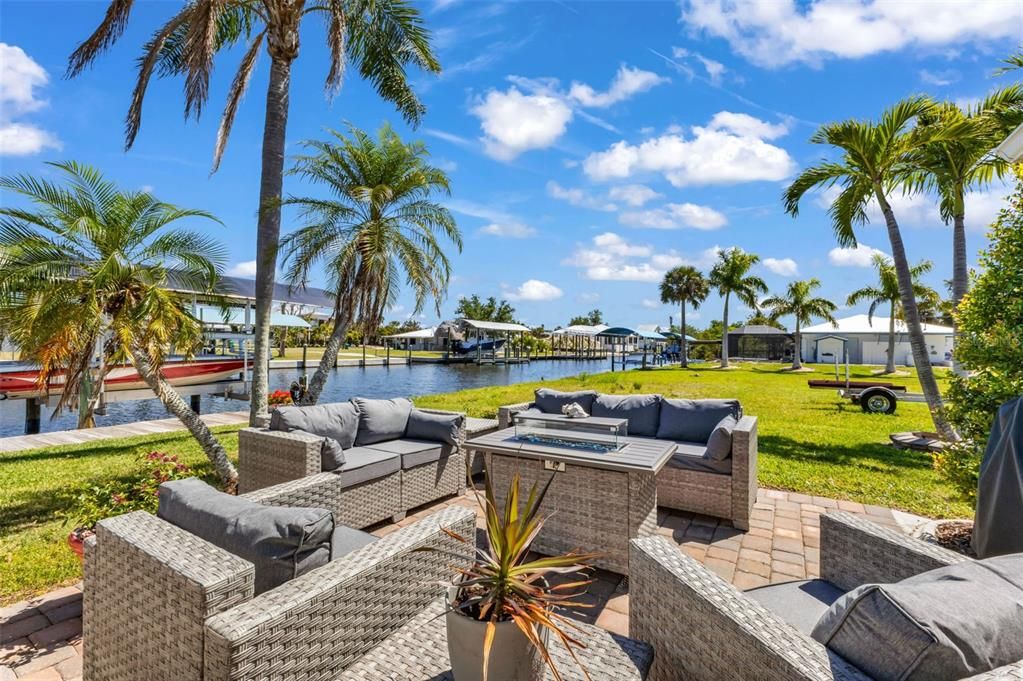 For Sale: $585,000 (2 beds, 2 baths, 1766 Square Feet)