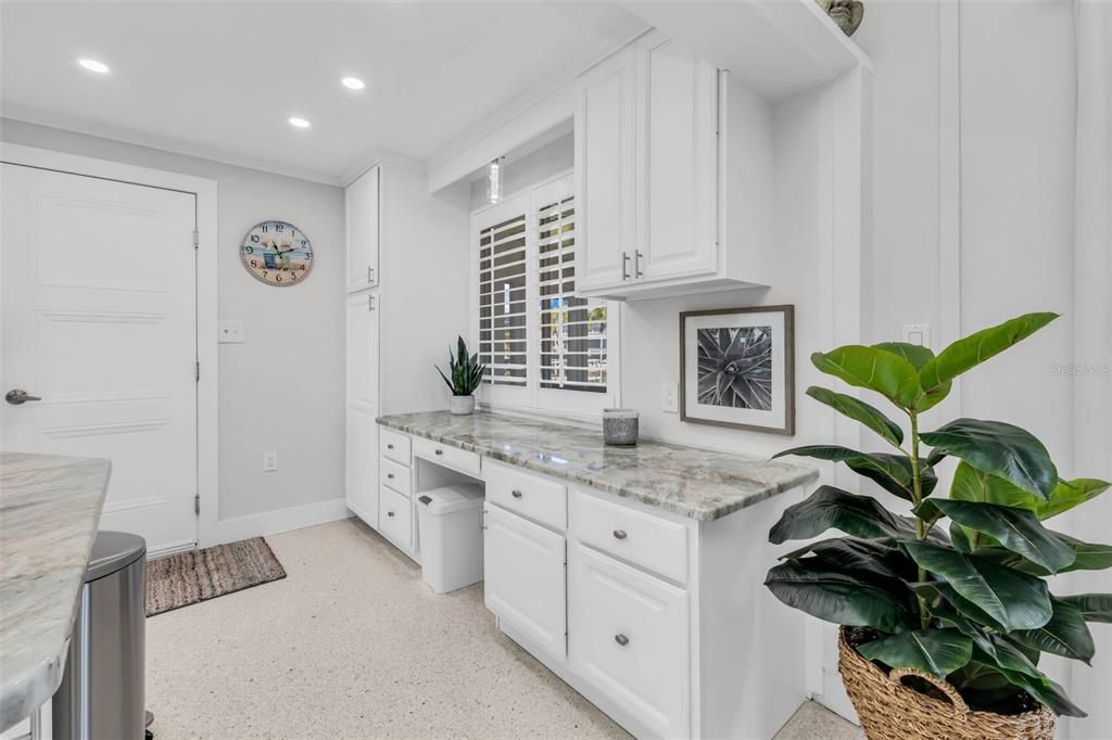 For Sale: $585,000 (2 beds, 2 baths, 1766 Square Feet)