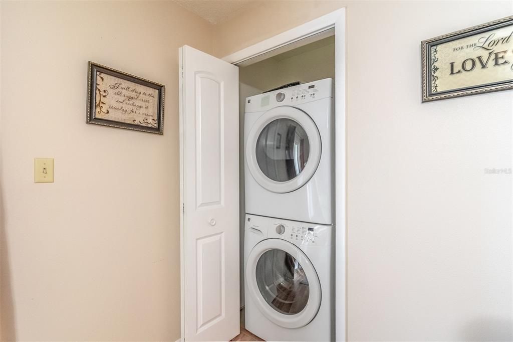 For Sale: $148,000 (2 beds, 1 baths, 1020 Square Feet)