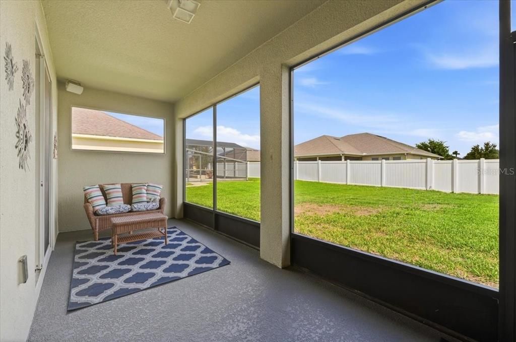 Active With Contract: $389,000 (4 beds, 3 baths, 2427 Square Feet)