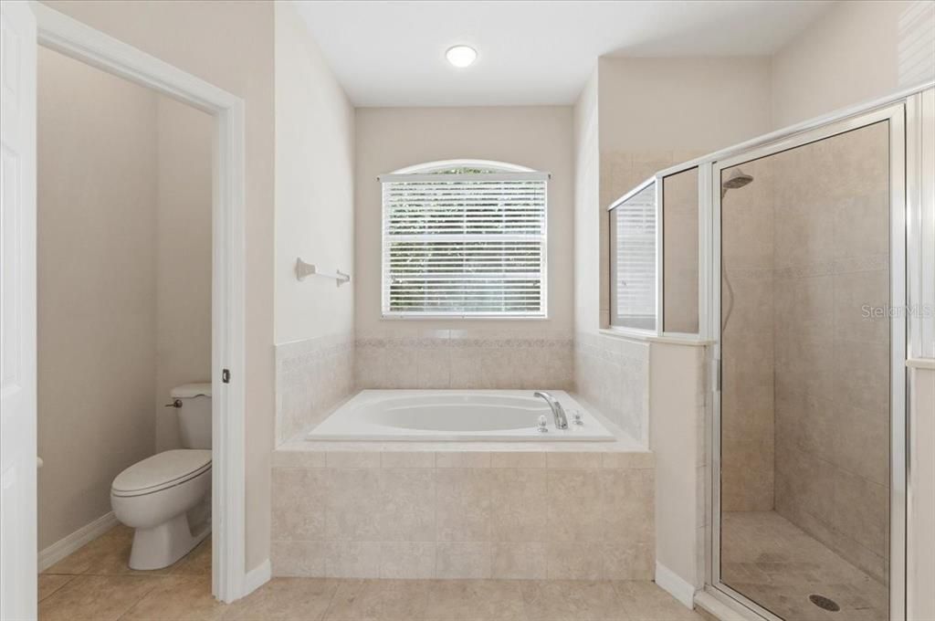 Active With Contract: $389,000 (4 beds, 3 baths, 2427 Square Feet)
