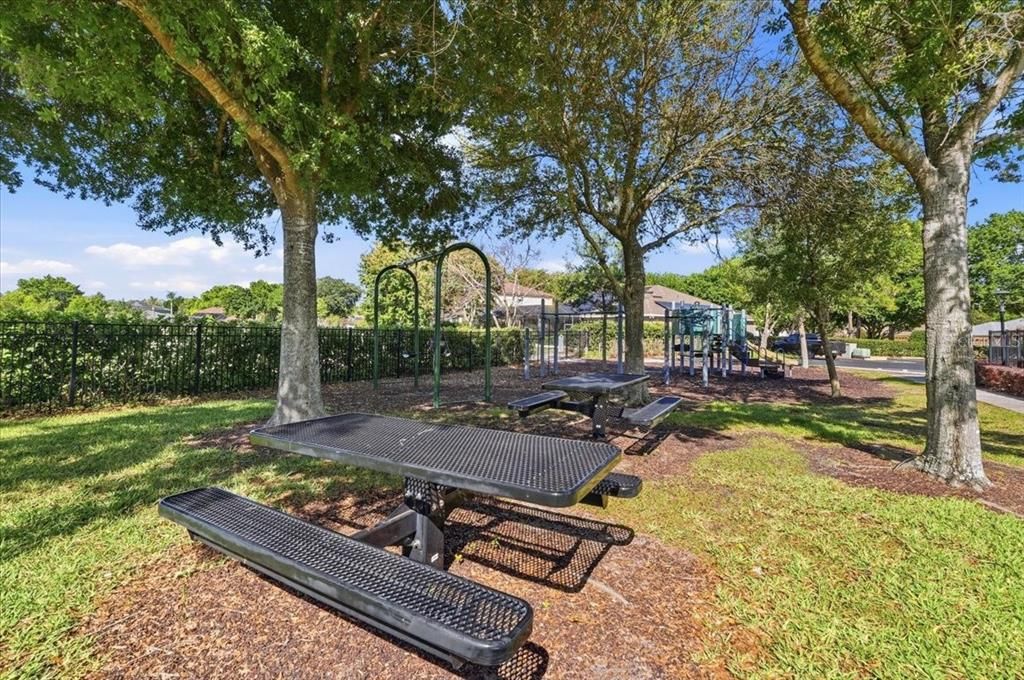 Active With Contract: $389,000 (4 beds, 3 baths, 2427 Square Feet)