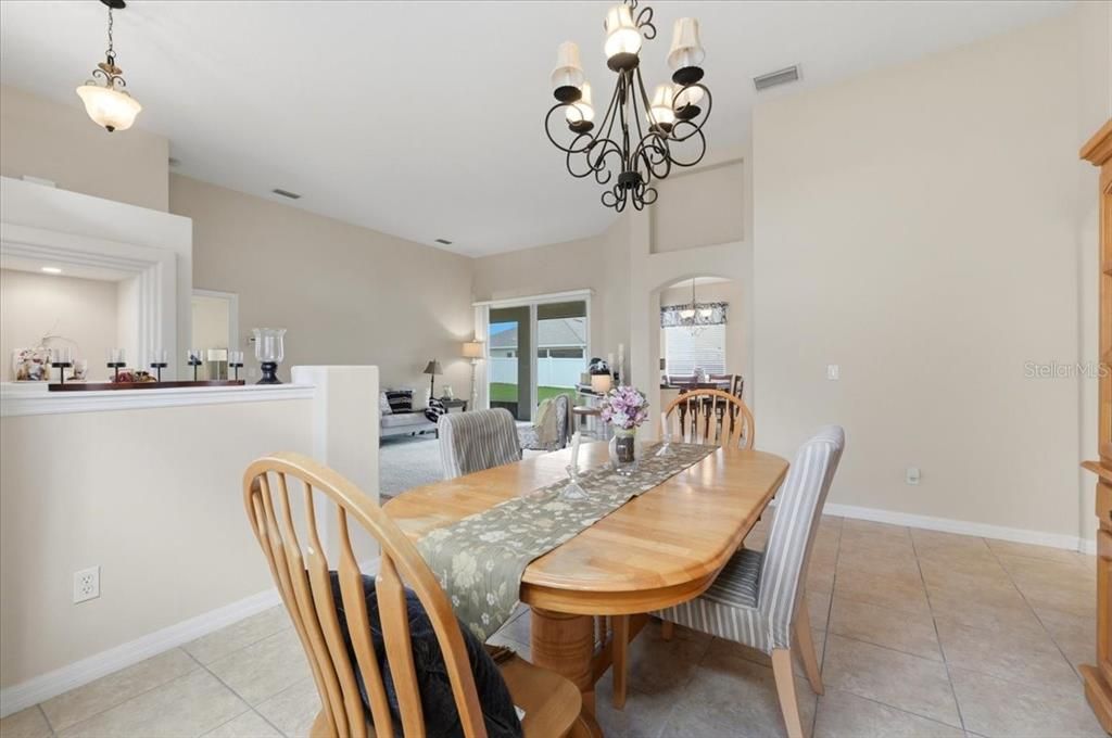 Active With Contract: $389,000 (4 beds, 3 baths, 2427 Square Feet)