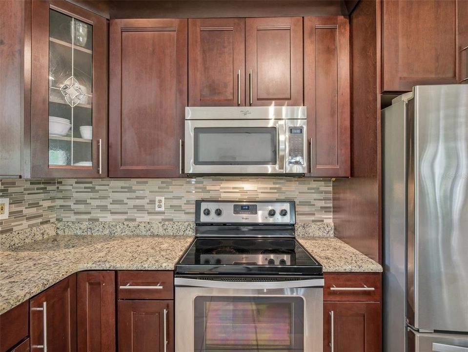 For Sale: $629,000 (3 beds, 2 baths, 1833 Square Feet)