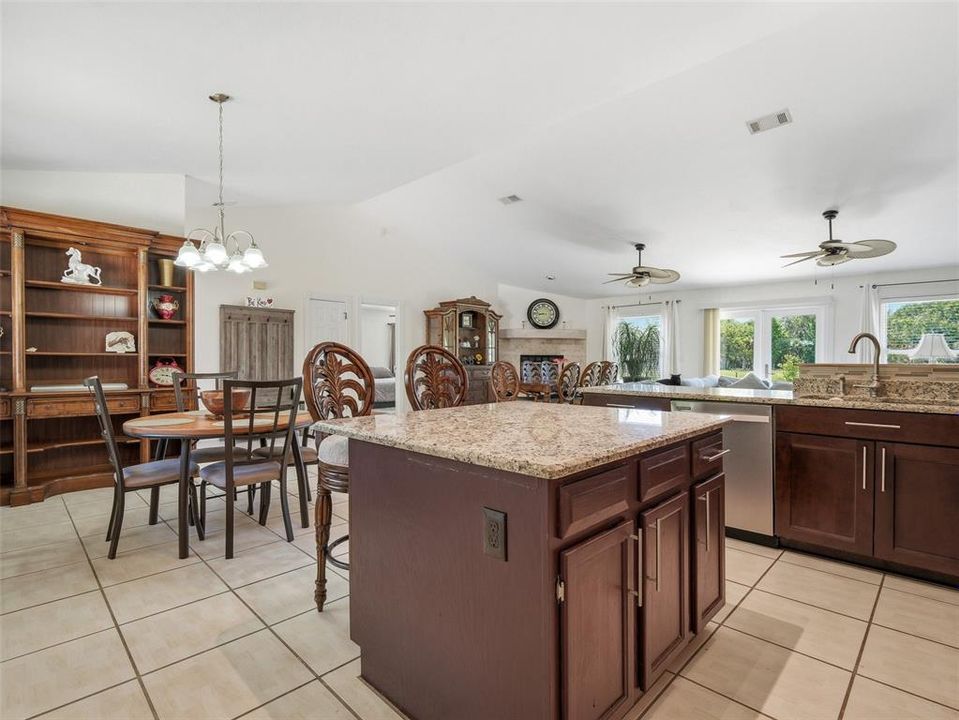 For Sale: $629,000 (3 beds, 2 baths, 1833 Square Feet)