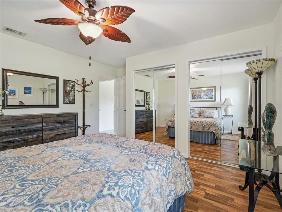 For Sale: $629,000 (3 beds, 2 baths, 1833 Square Feet)