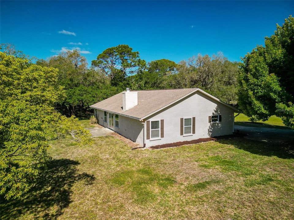 For Sale: $629,000 (3 beds, 2 baths, 1833 Square Feet)
