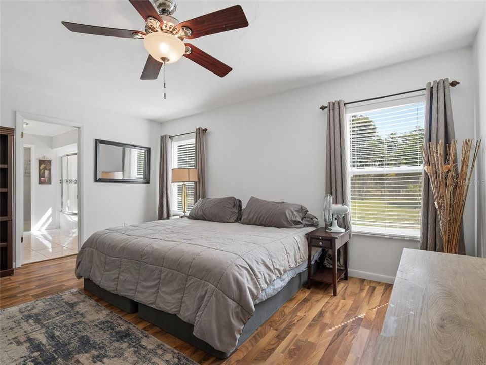 For Sale: $629,000 (3 beds, 2 baths, 1833 Square Feet)