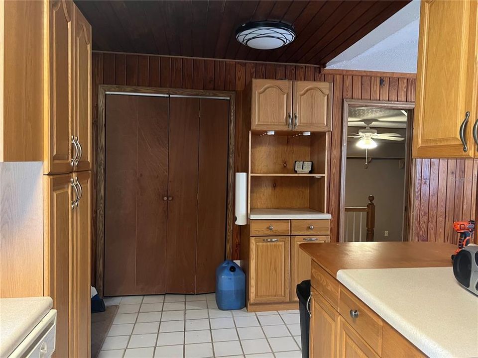 For Sale: $219,900 (3 beds, 1 baths, 1068 Square Feet)