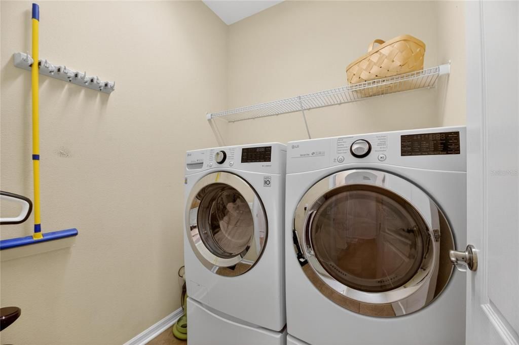 Active With Contract: $725,000 (4 beds, 2 baths, 3092 Square Feet)