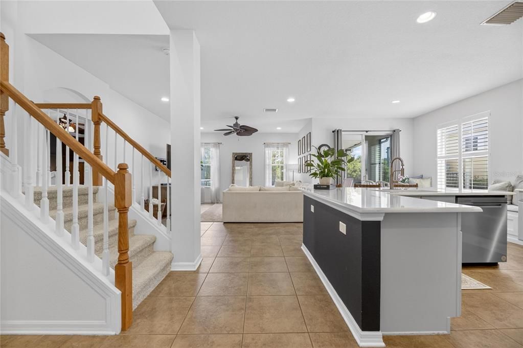 Active With Contract: $725,000 (4 beds, 2 baths, 3092 Square Feet)