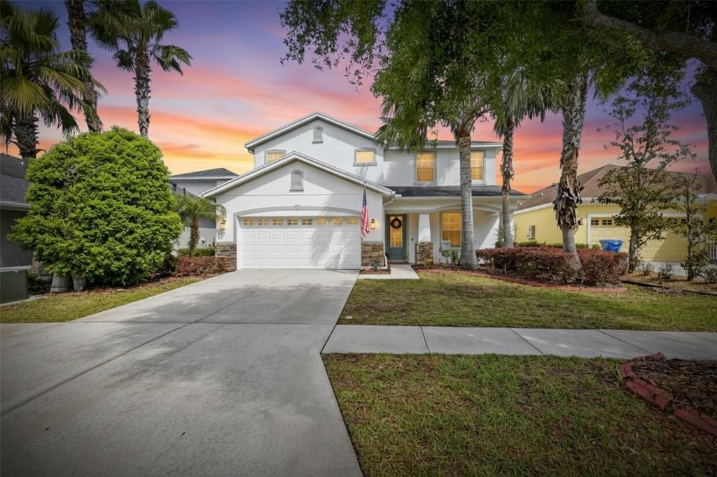 Active With Contract: $725,000 (4 beds, 2 baths, 3092 Square Feet)