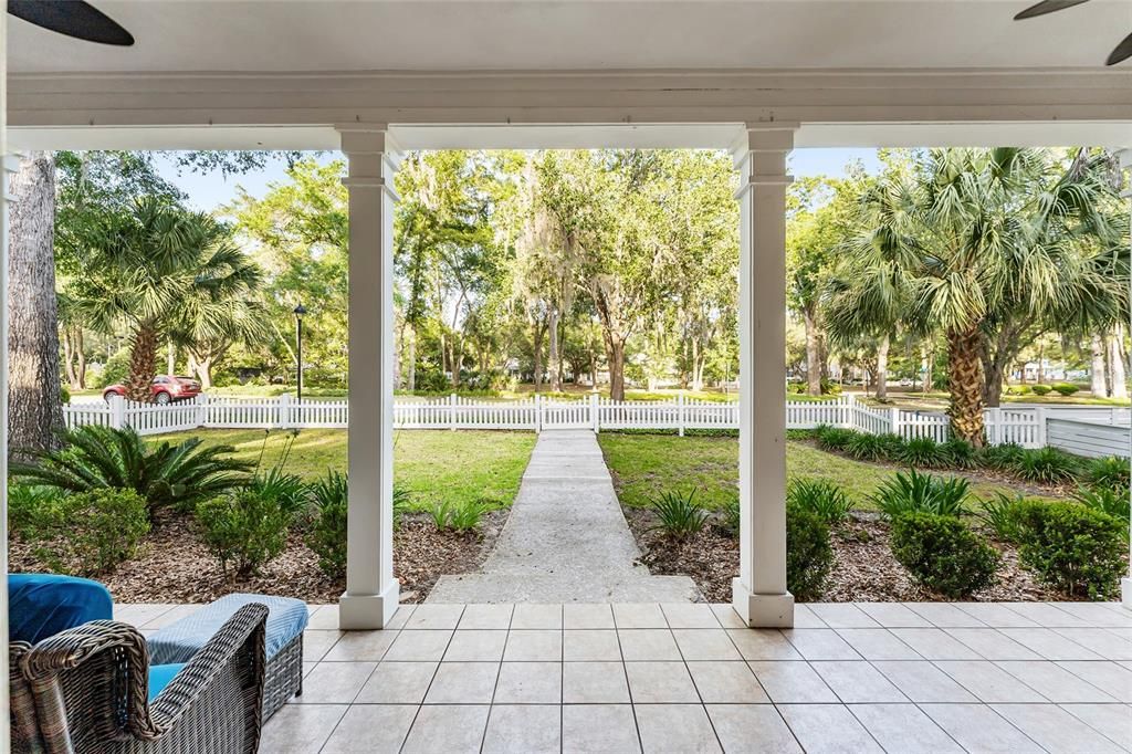 En Venta: $799,000 (4 camas, 3 baños, 2837 Pies cuadrados)
