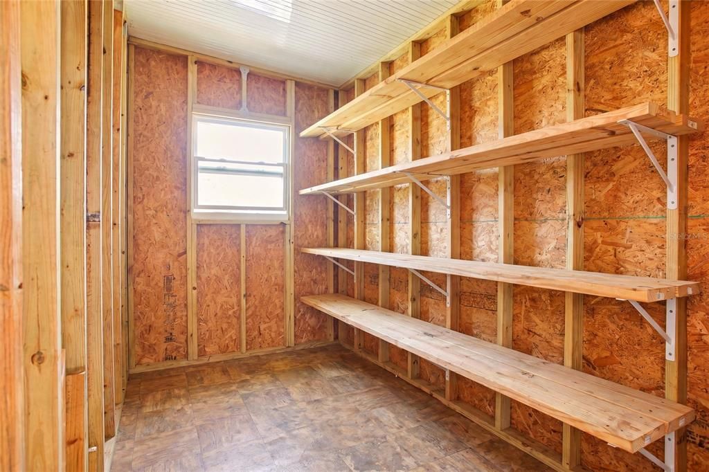 For Sale: $179,900 (3 beds, 2 baths, 1482 Square Feet)
