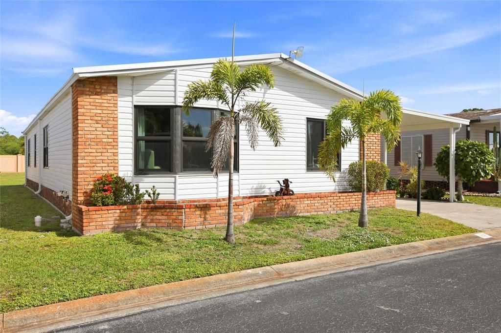 For Sale: $179,900 (3 beds, 2 baths, 1482 Square Feet)