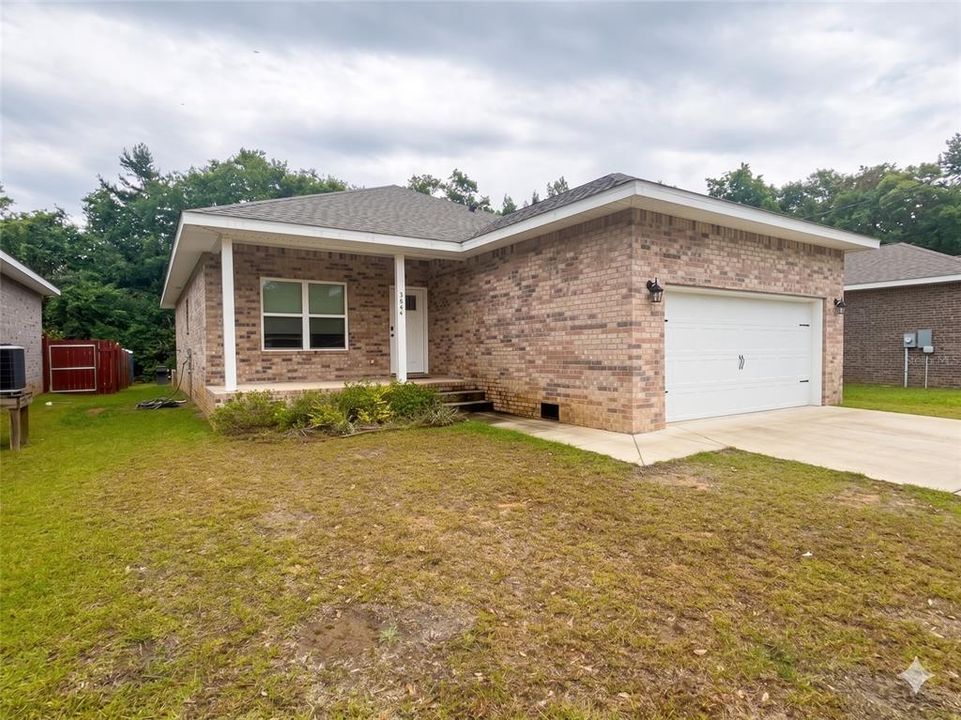 For Sale: $335,000 (4 beds, 2 baths, 1930 Square Feet)