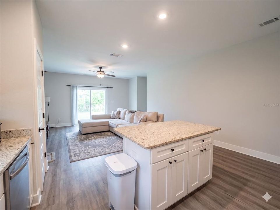 For Sale: $335,000 (4 beds, 2 baths, 1930 Square Feet)