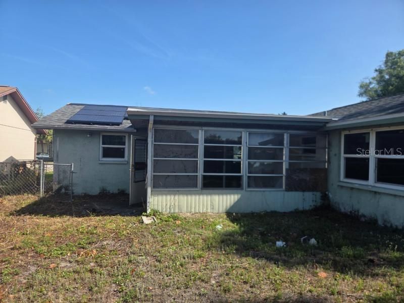 Active With Contract: $161,000 (3 beds, 2 baths, 1368 Square Feet)