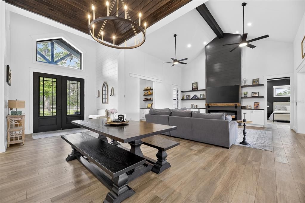 En Venta: $1,595,000 (4 camas, 4 baños, 3351 Pies cuadrados)