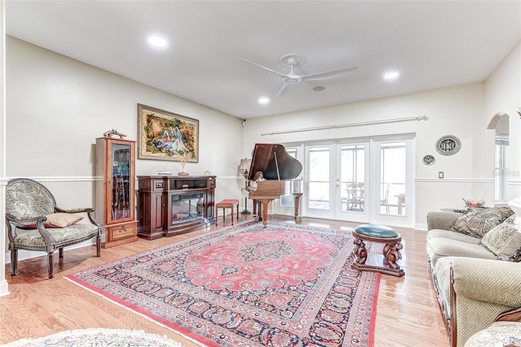 For Sale: $1,299,900 (5 beds, 3 baths, 3731 Square Feet)