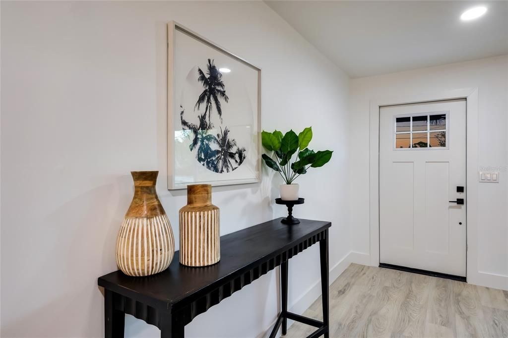 Active With Contract: $537,400 (4 beds, 2 baths, 1870 Square Feet)