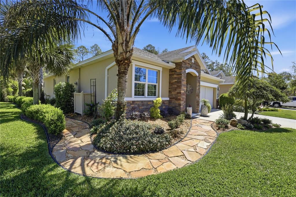 Active With Contract: $445,000 (4 beds, 2 baths, 1988 Square Feet)