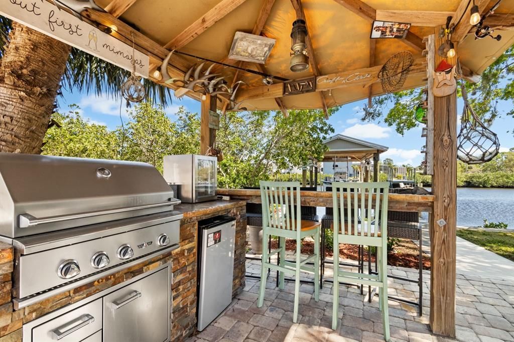 На продажу: $495,900 (2 спален, 2 ванн, 1092 Квадратных фут)