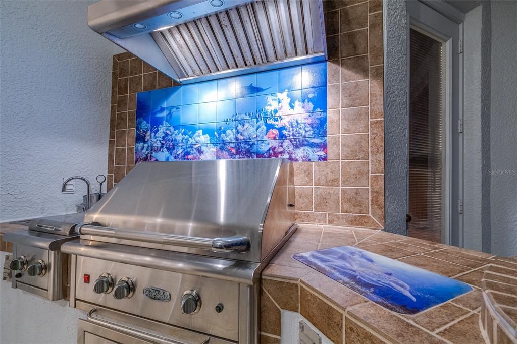 En Venta: $998,500 (5 camas, 4 baños, 3997 Pies cuadrados)