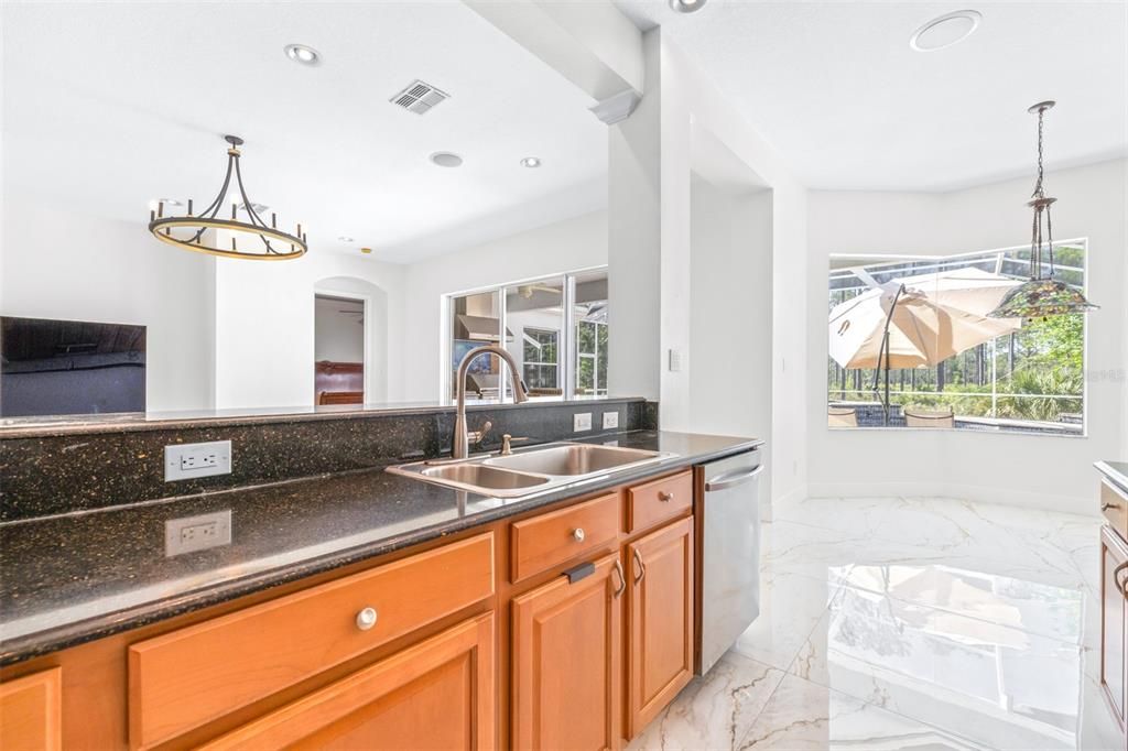En Venta: $998,500 (5 camas, 4 baños, 3997 Pies cuadrados)