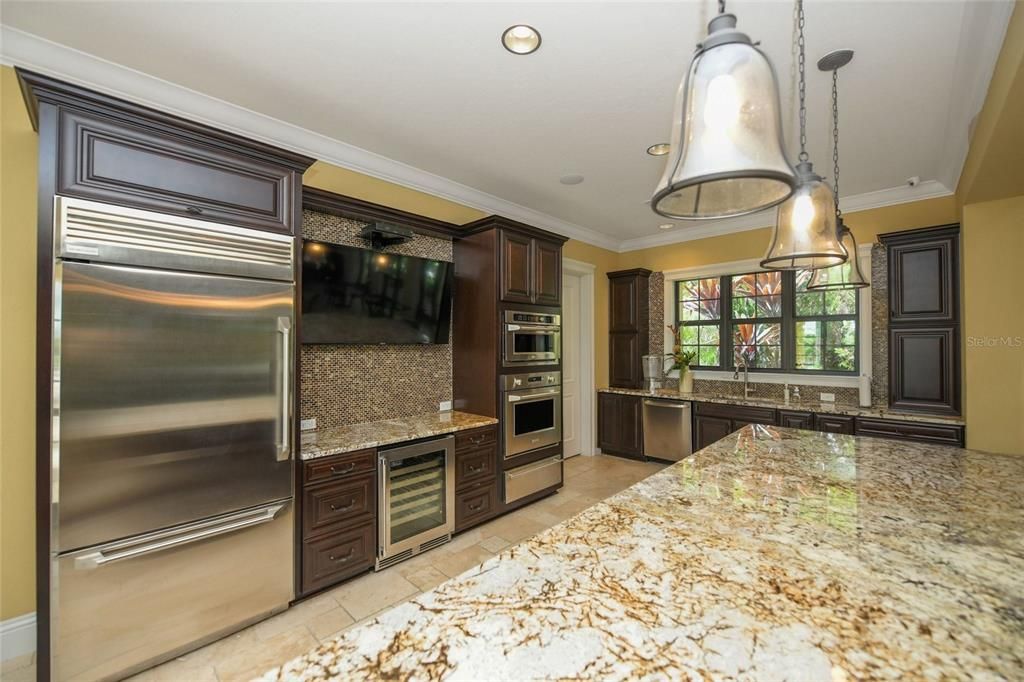 Activo con contrato: $535,000 (3 camas, 2 baños, 1764 Pies cuadrados)