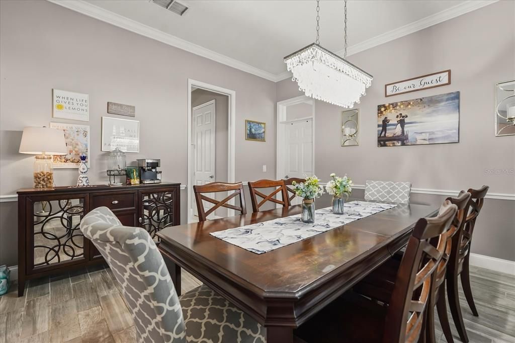 Activo con contrato: $667,000 (4 camas, 3 baños, 3222 Pies cuadrados)