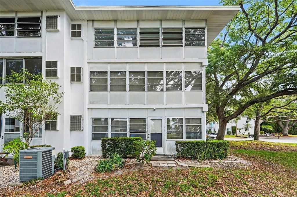 En Venta: $89,999 (2 camas, 1 baños, 874 Pies cuadrados)