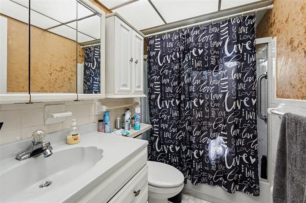 En Venta: $89,999 (2 camas, 1 baños, 874 Pies cuadrados)