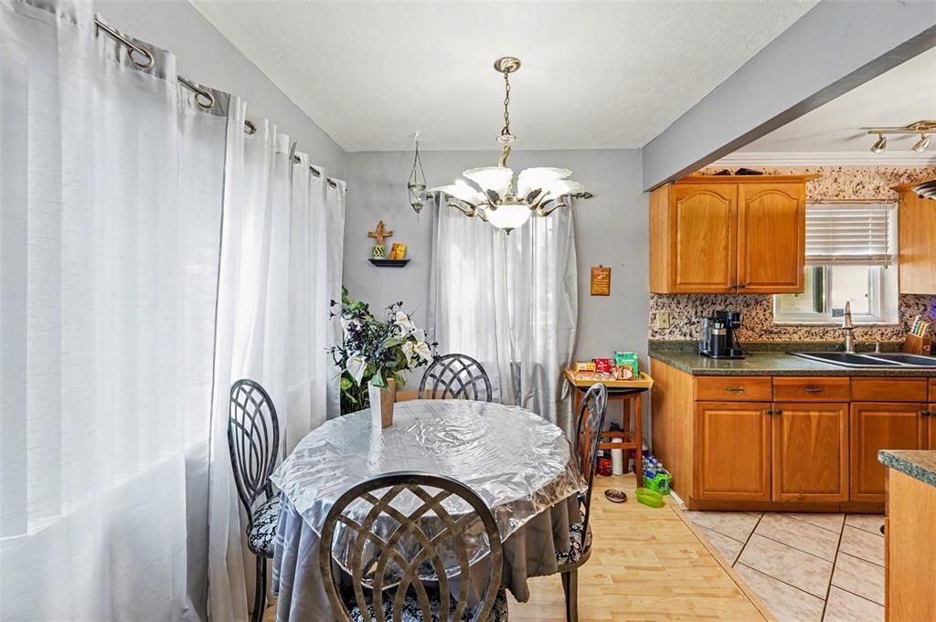 En Venta: $89,999 (2 camas, 1 baños, 874 Pies cuadrados)