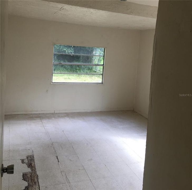 En Renta: $700 (2 camas, 1 baños, 648 Pies cuadrados)