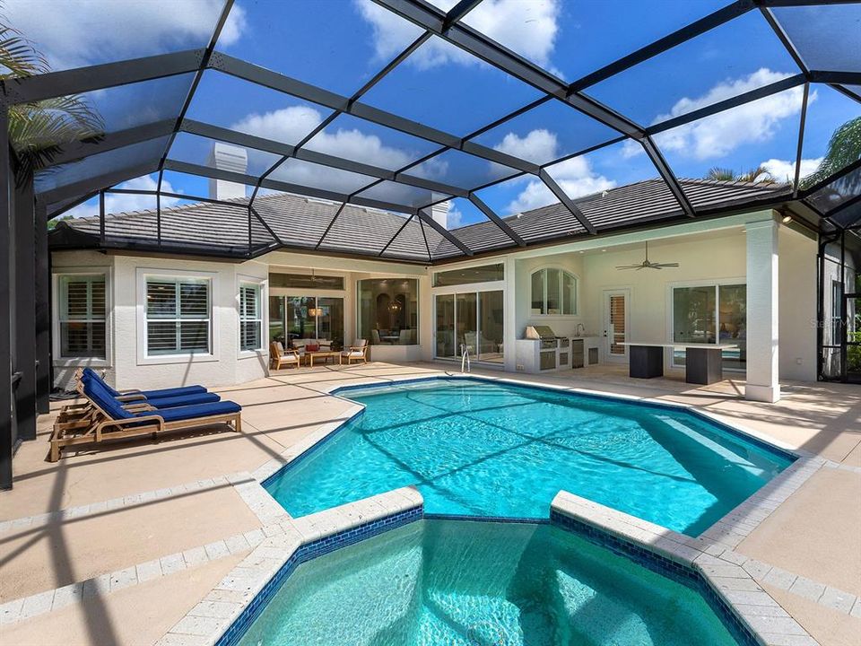 En Venta: $1,895,000 (4 camas, 3 baños, 3170 Pies cuadrados)
