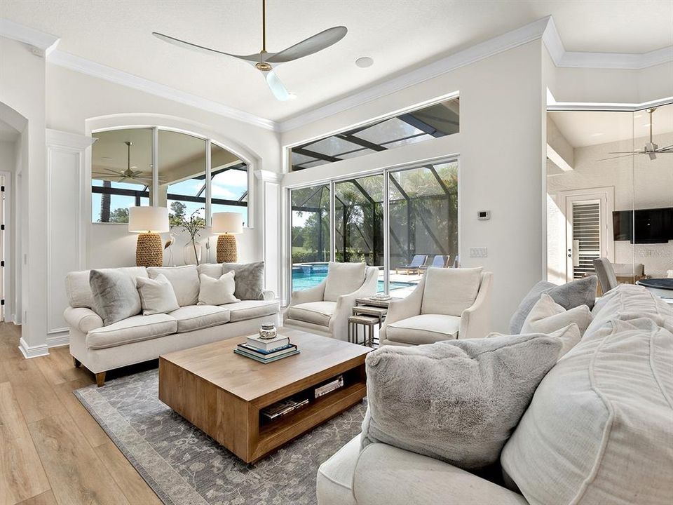En Venta: $1,895,000 (4 camas, 3 baños, 3170 Pies cuadrados)