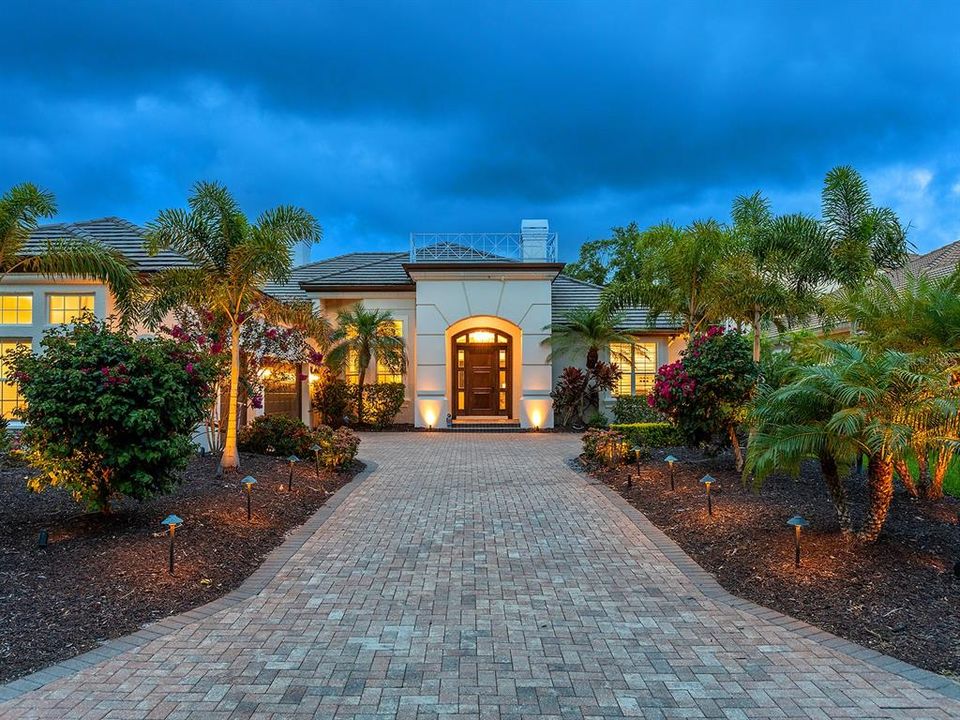 En Venta: $1,895,000 (4 camas, 3 baños, 3170 Pies cuadrados)