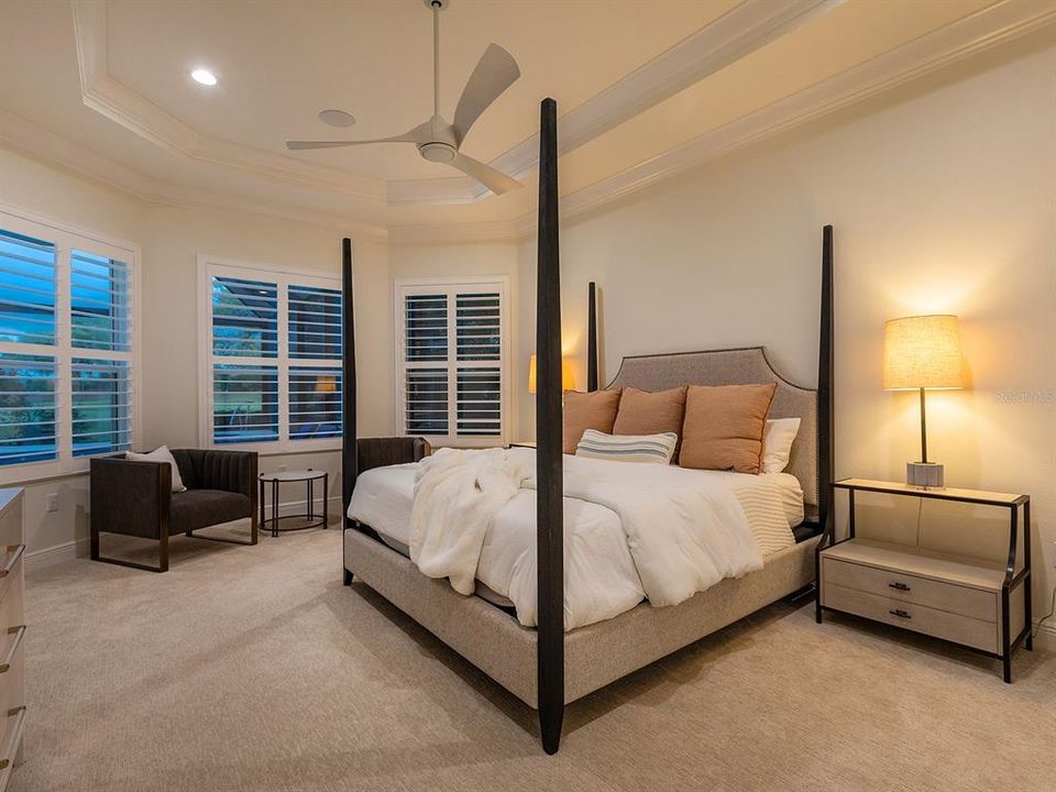 En Venta: $1,895,000 (4 camas, 3 baños, 3170 Pies cuadrados)