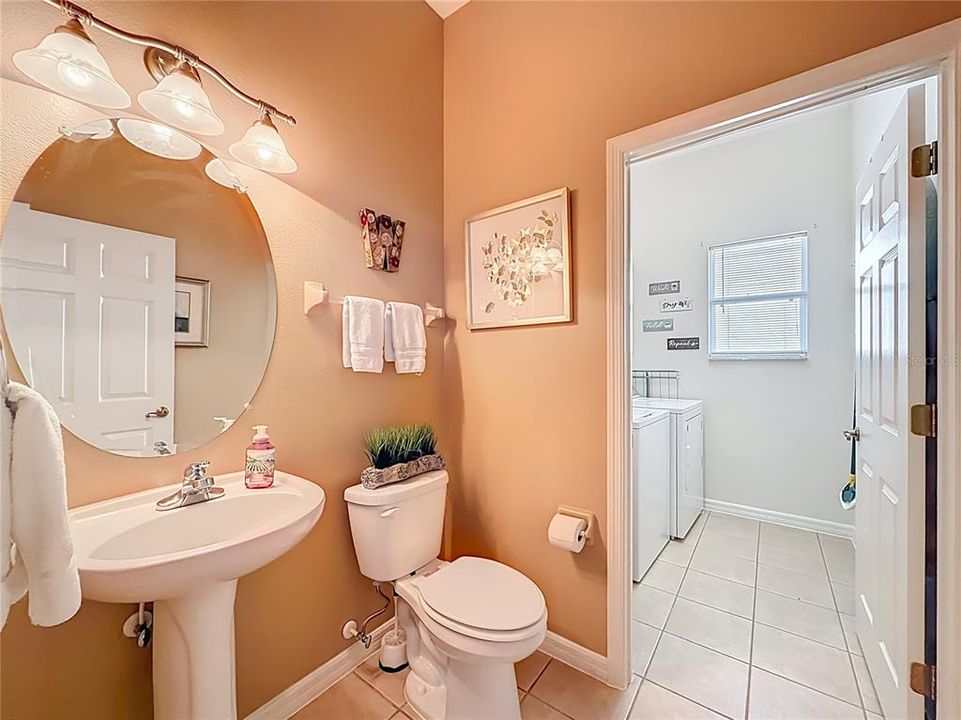 Active With Contract: $385,000 (3 beds, 2 baths, 2227 Square Feet)