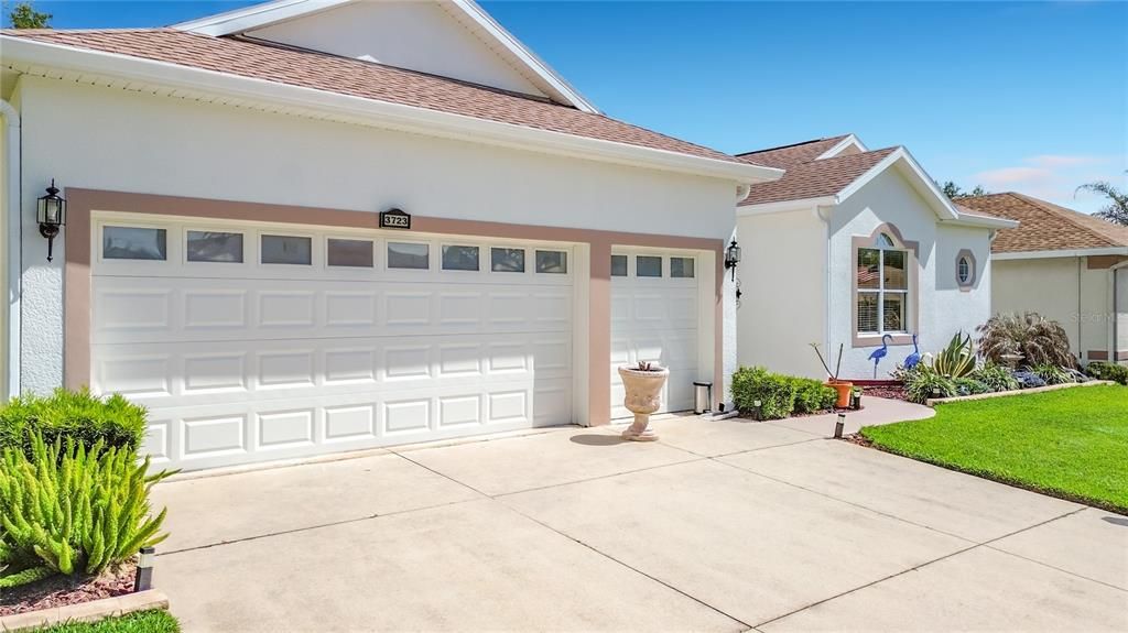 Active With Contract: $385,000 (3 beds, 2 baths, 2227 Square Feet)