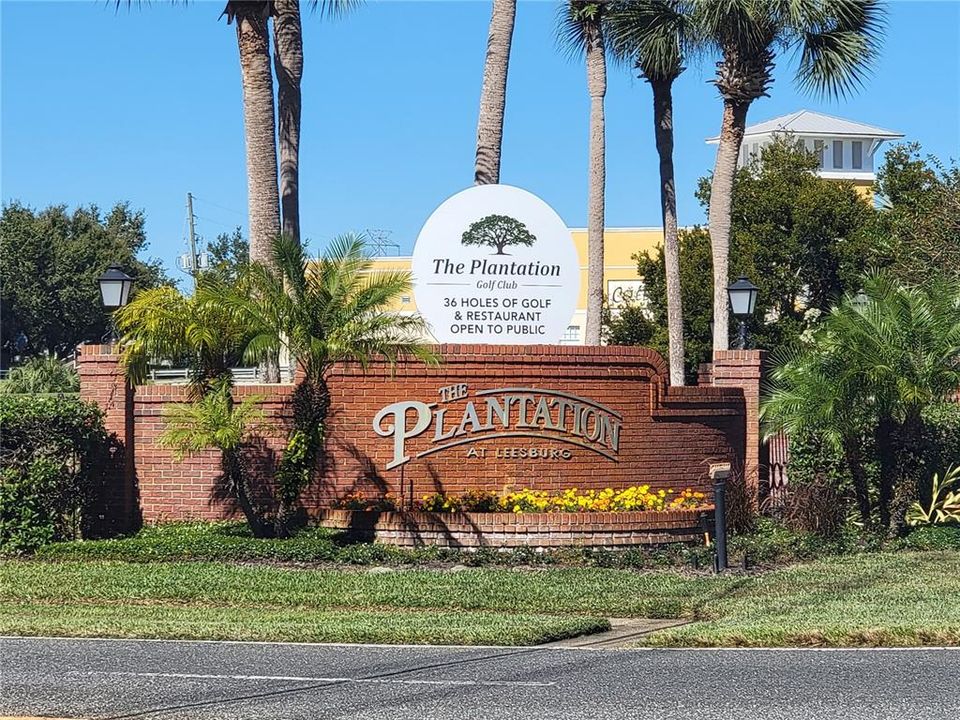 Active With Contract: $385,000 (3 beds, 2 baths, 2227 Square Feet)