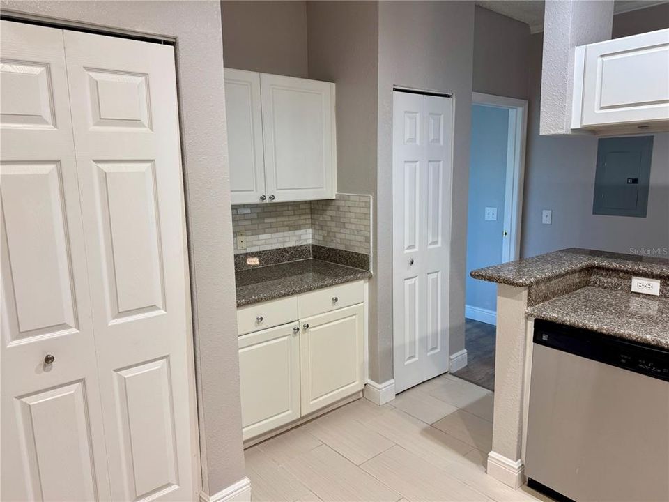 В аренду: $1,995 (3 спален, 2 ванн, 1333 Квадратных фут)