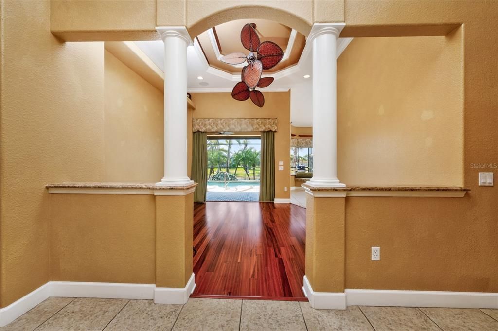 For Sale: $525,000 (3 beds, 2 baths, 2514 Square Feet)