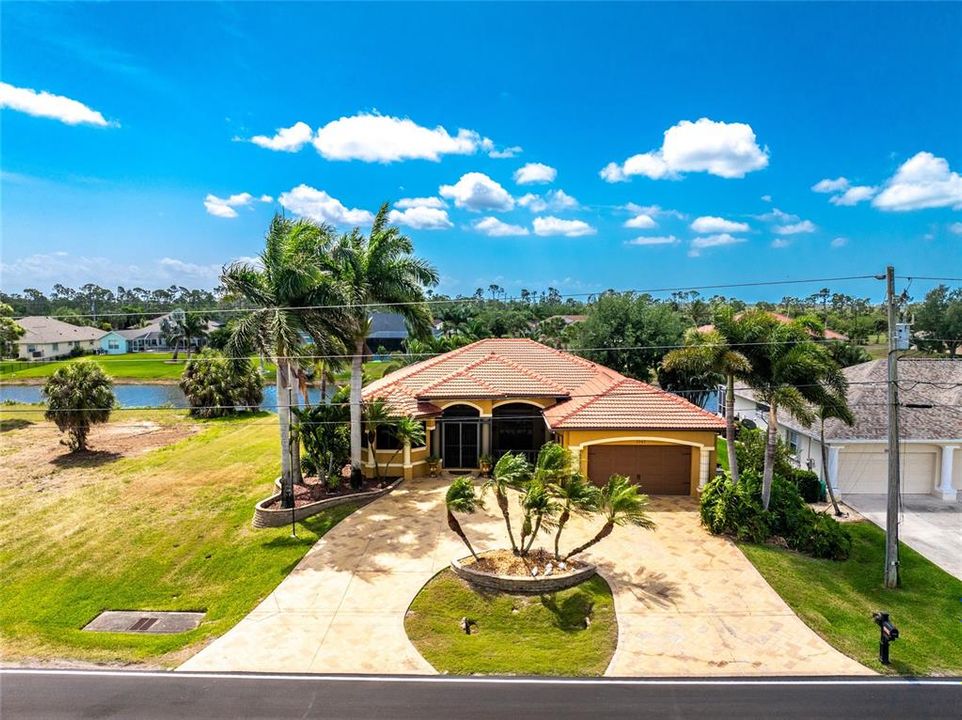 For Sale: $525,000 (3 beds, 2 baths, 2514 Square Feet)