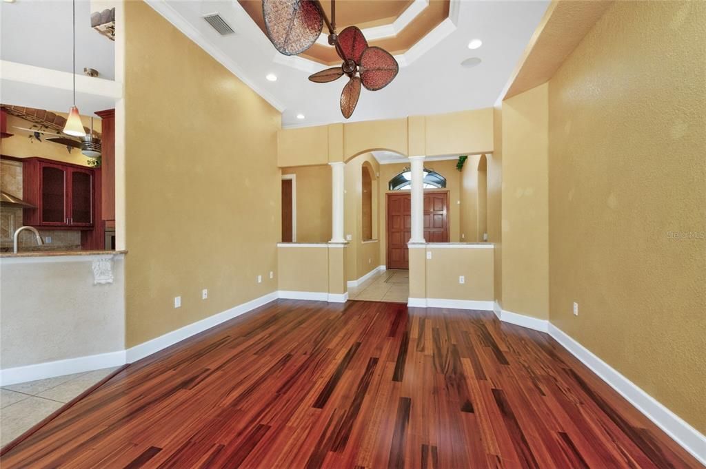 For Sale: $525,000 (3 beds, 2 baths, 2514 Square Feet)